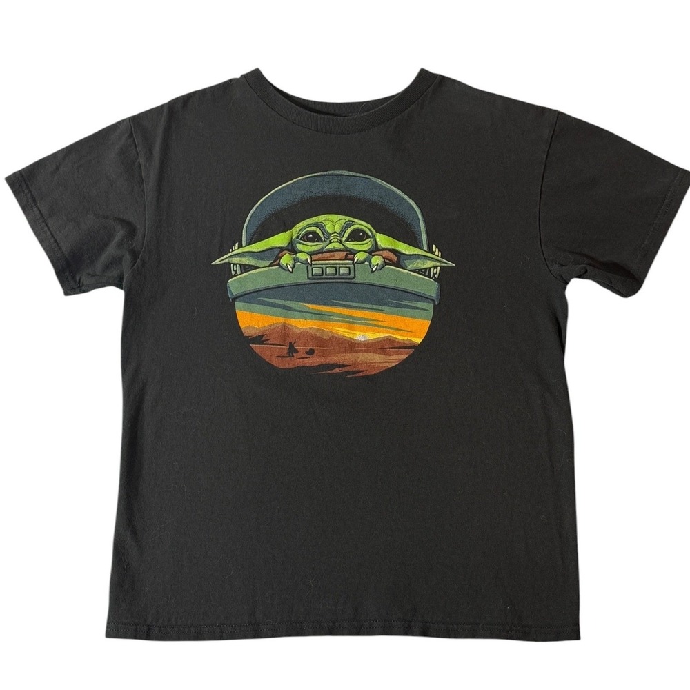 Star Wars Kids Small Black Baby Yoda Mandalorian Grogu Graphic Tee